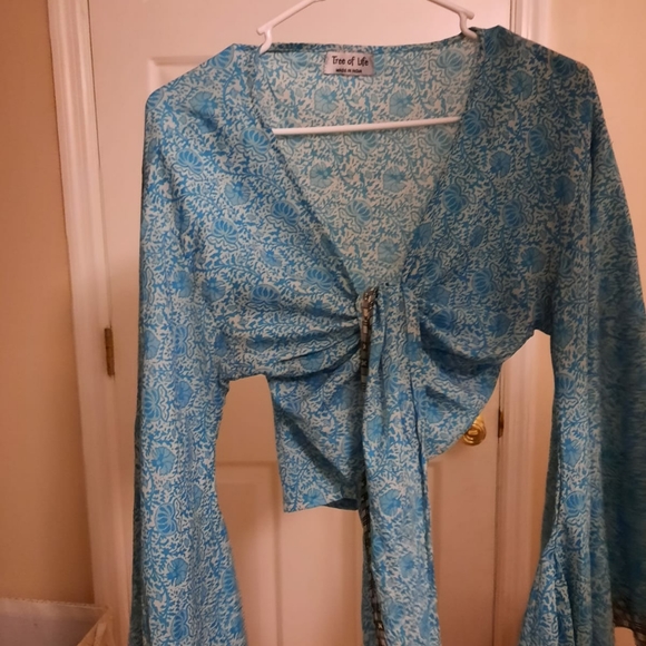 Beautiful Tree of Life wrap top!!!! - Picture 7 of 7